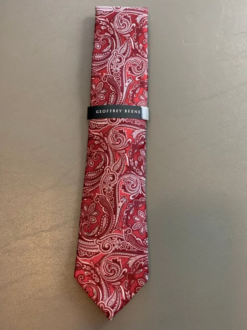 Geoffrey Beene Men's 3'' Polyester Silk Blend Neck Tie, Red Paisley, One Size